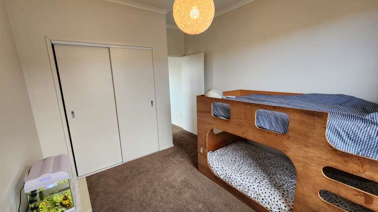 32 Walter Crescent Silverdale_18