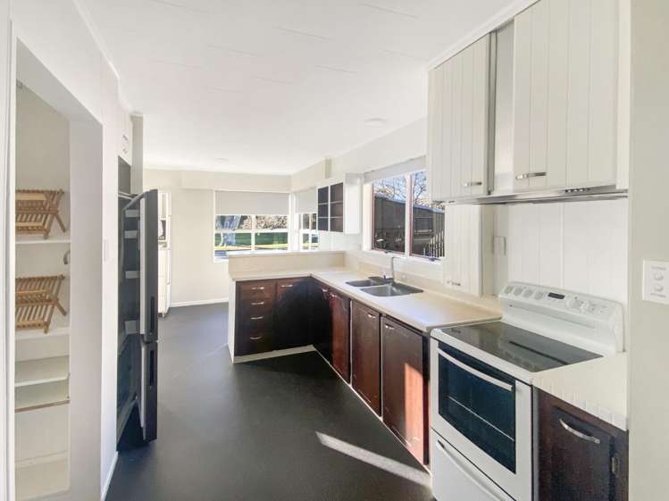 91 Westminster Avenue 2110_3