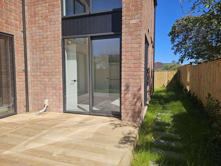 17 - 19 Matapouri Road Mangere Bridge_12