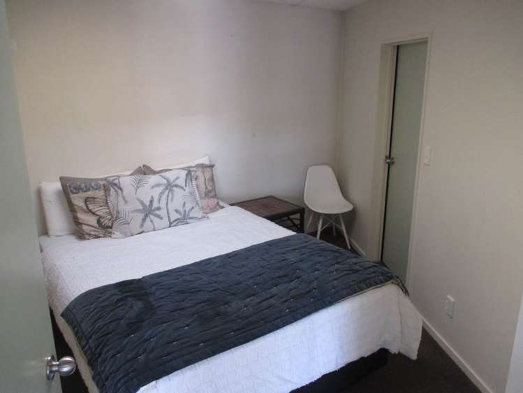 Unit 20/6 Airborne Road Rosedale_3