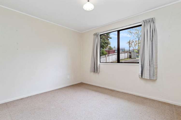 15 Panzic Place Glen Eden_21