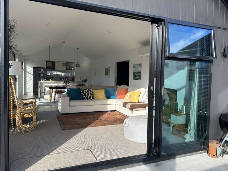 55 Tynan Street 11555_5