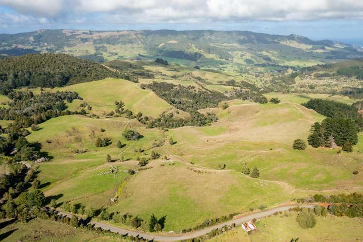 448 Taita Road Waimamaku_10