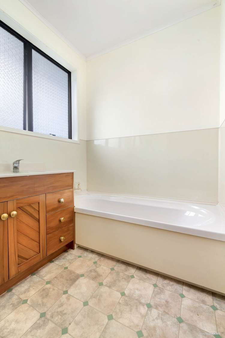 8 Percival Street Manurewa_9