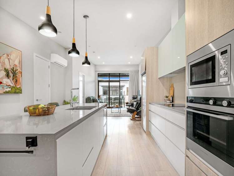 203/1c Salt Avenue_0