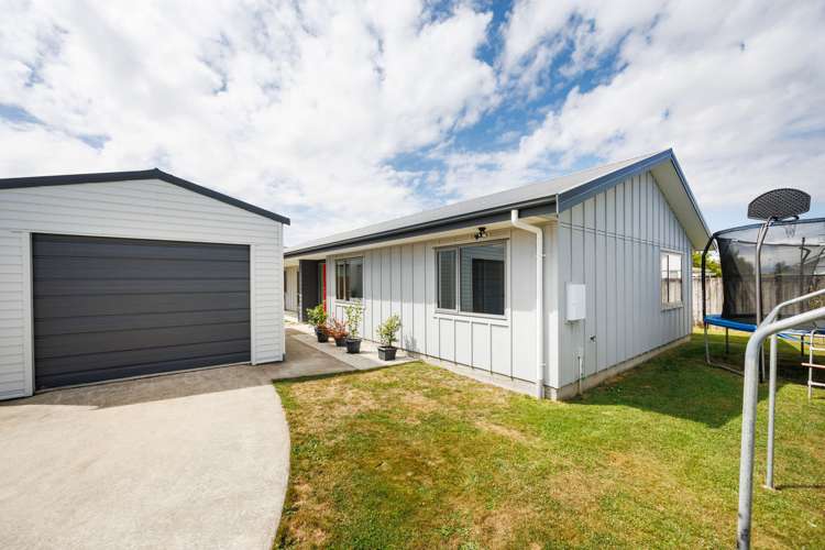 29 Wescombe Grove Feilding_12