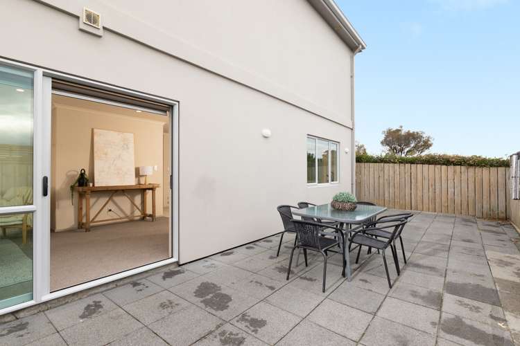 5a Byron Way Otumoetai_10