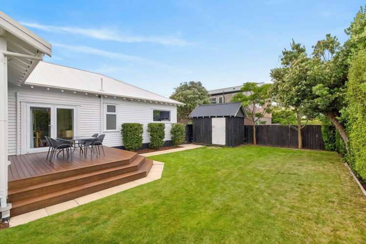 2 Celia Street Redcliffs_23