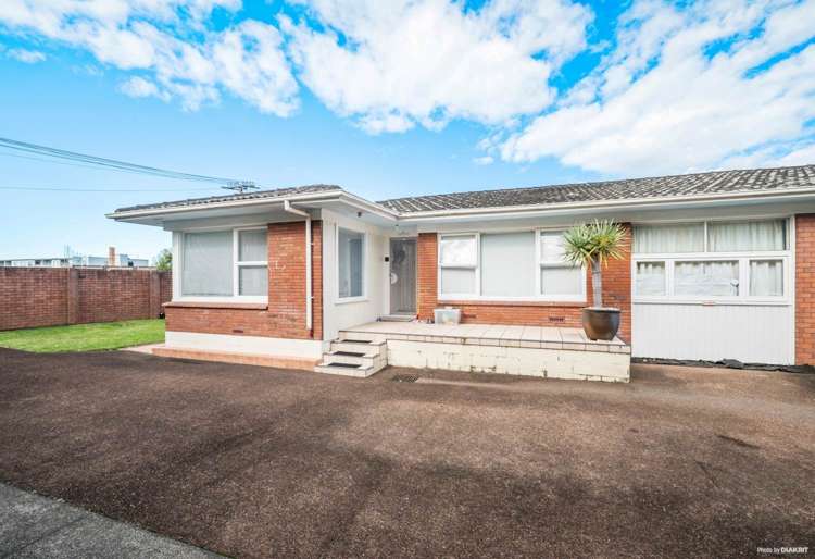 1/65 Killarney Street Takapuna_5