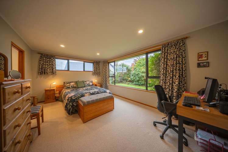 10 Melland Place Te Anau_13
