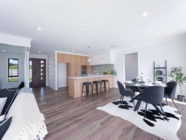 33 Admiralty Drive_0