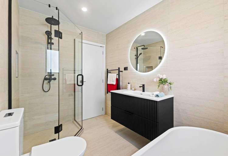 40B Glenmore Road Sunnyhills_14