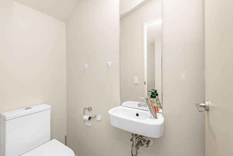 6/21 Rugby Street Mount Cook_16