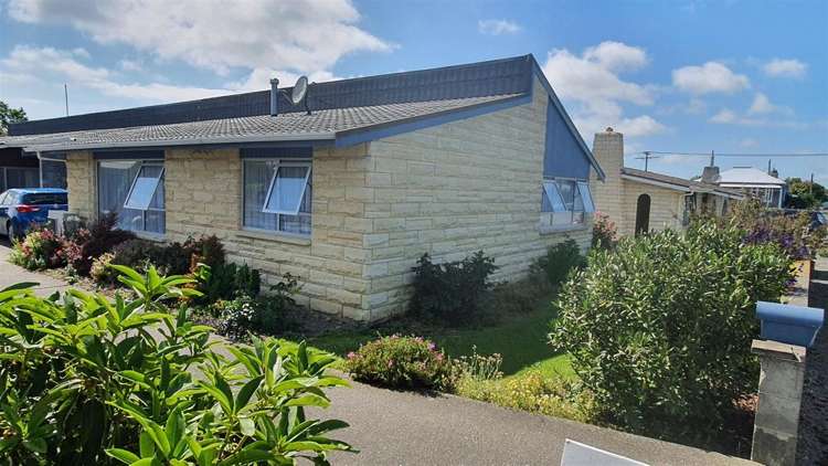 8 Bond Street Waimate_23