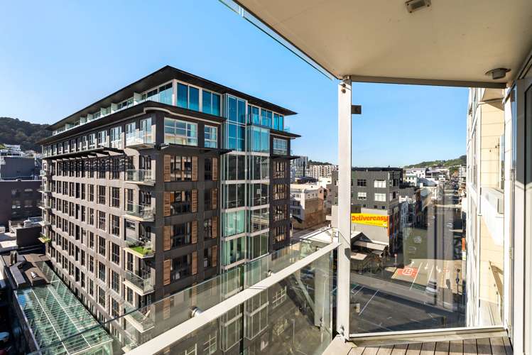 7i/82 Cable Street Te Aro_19