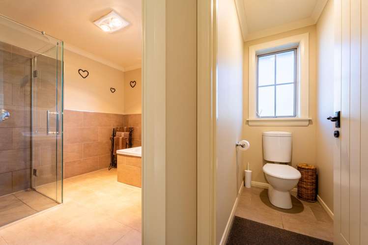 368 Fairview Road Fairview_19