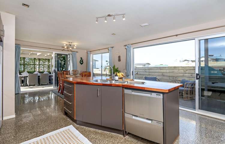 18 Ocean View Road Coastlands_4