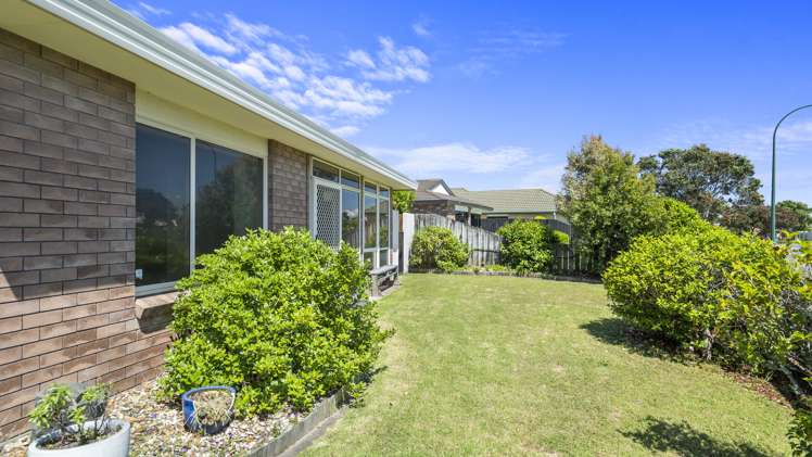 2 Grevillea Place Mount Maunganui_16