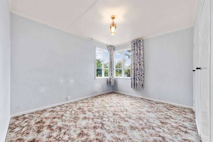 3196 Great North Road New Lynn_11