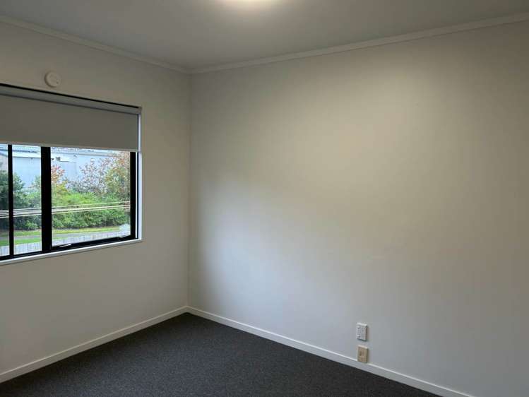 2/74 Whitford Road Howick_6