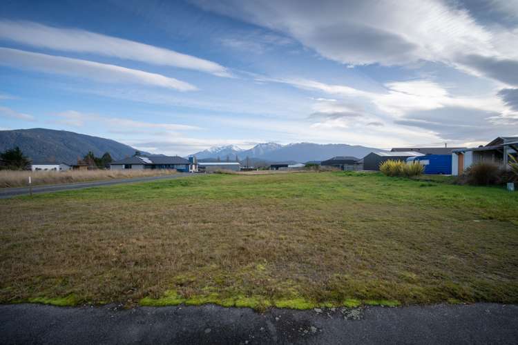 17 Breaksea Street Te Anau_7