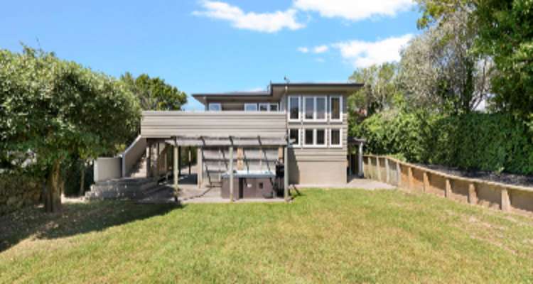 124 Whangaparaoa Road_0
