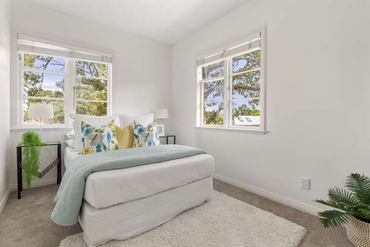 32 Hanlon Crescent Narrow Neck_11