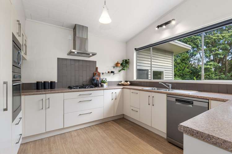 13 Kotare Crescent_3