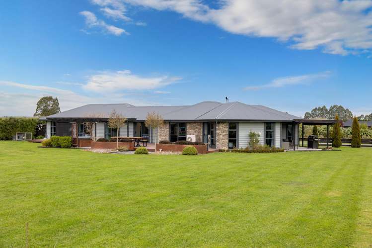 28 Landsborough Drive Darfield_20