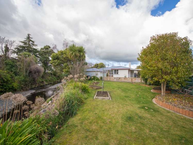 75 Derby Street Feilding_21
