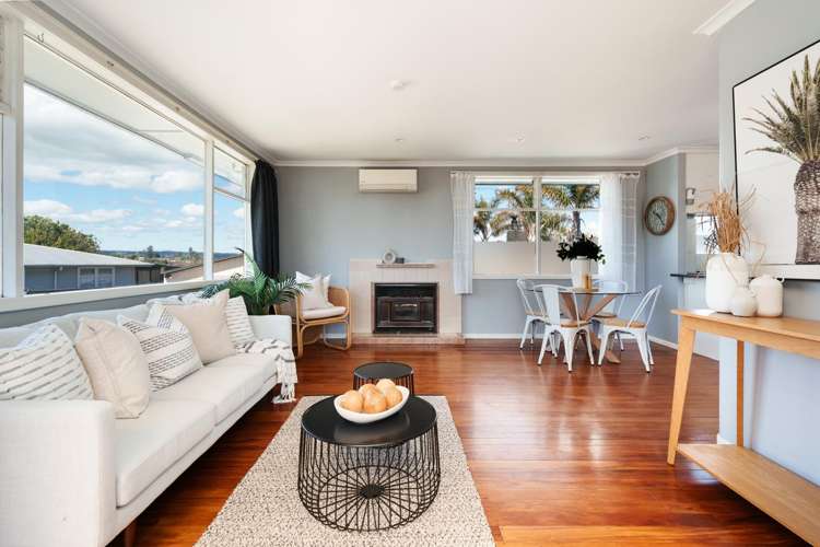 17A Stirling Grove Greerton_10