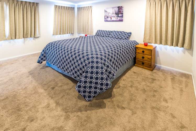 10 Veneta Close Flat Bush_9