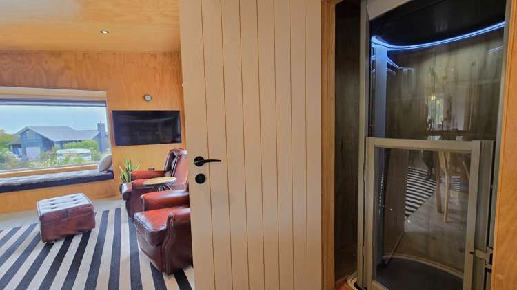 11 The Strand Okarito_18