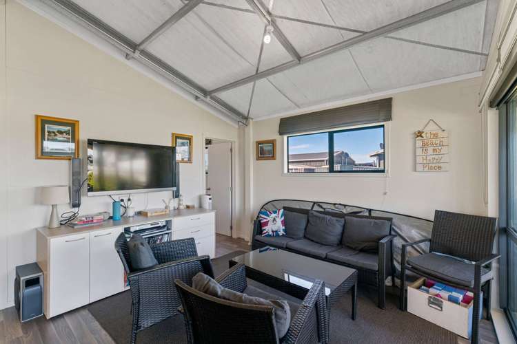 184 Ngaio Drive Matarangi_6