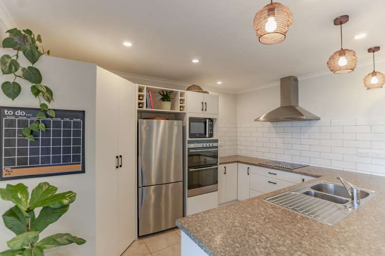 4 Ennisclare Place Waipukurau and Surrounds_5