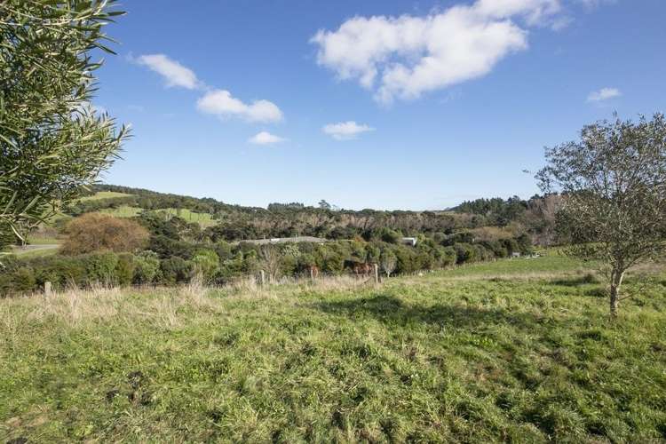 239 Muriwai Valley Road Muriwai_30