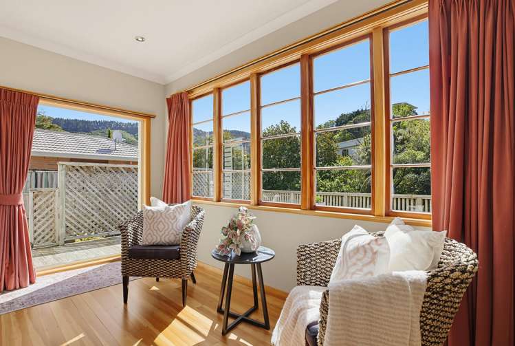 8 Lyndhurst Road Tawa_11