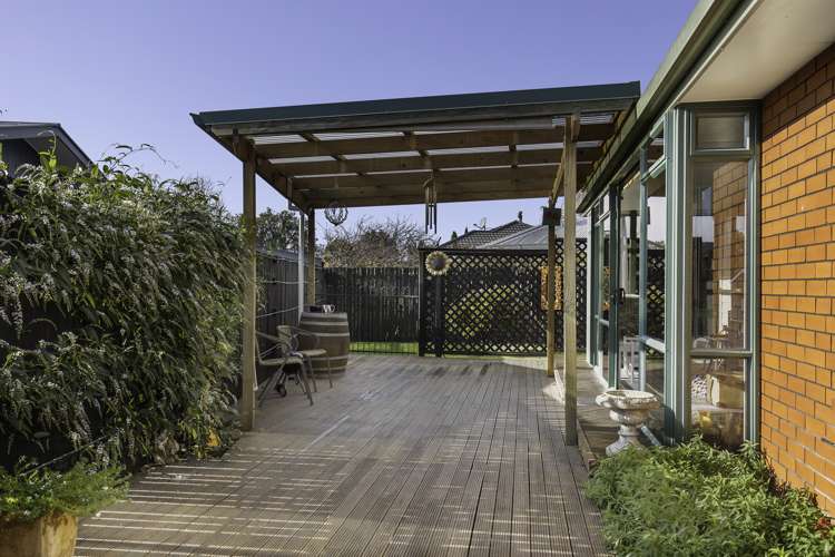 203b Maxwell Road Redwoodtown_13