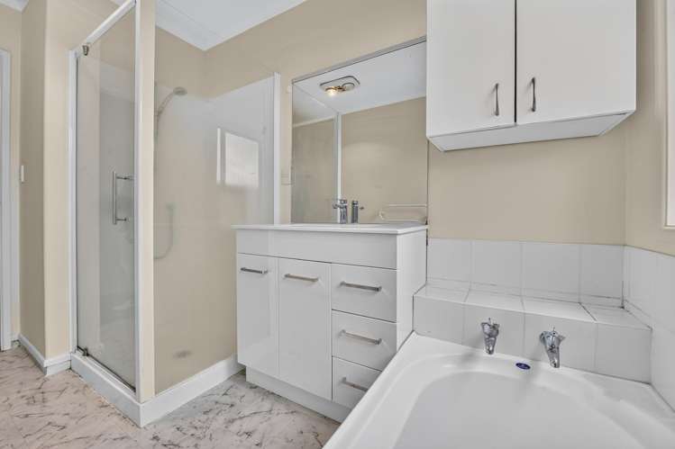 17 Salisbury Place Hamilton East_13