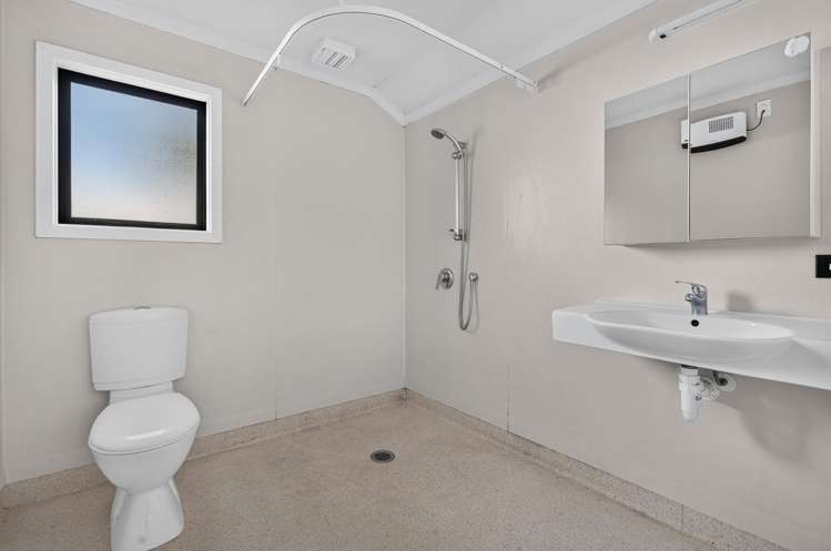 68 South Belt Masterton_33