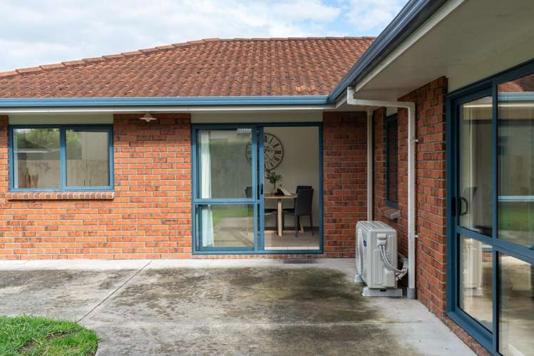 29 Somerton Drive Huntington_20