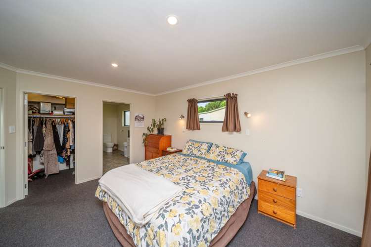 34 Wharekauri Road Mimi_10