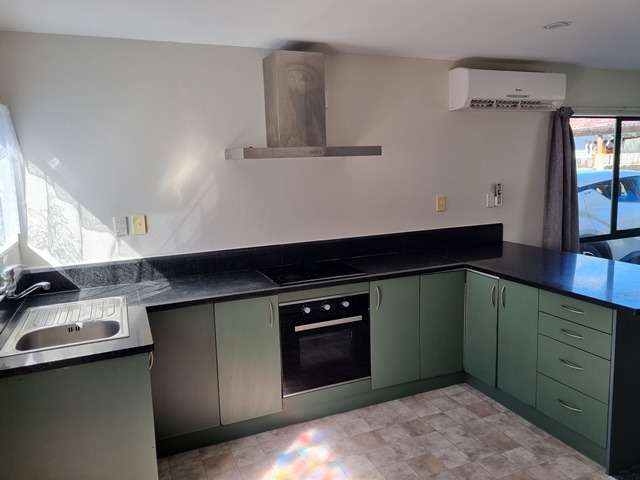 113A Henderson Valley Road 11401_1