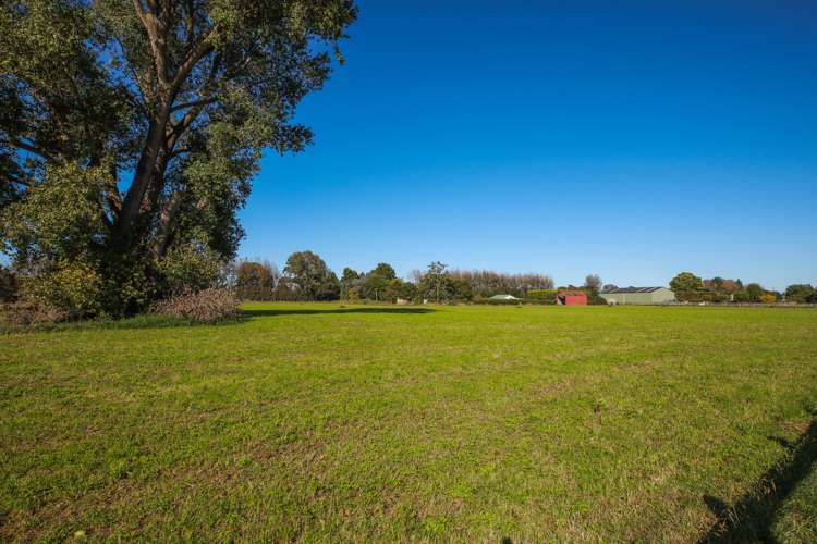 68 Marshmeadow Road Newstead_30