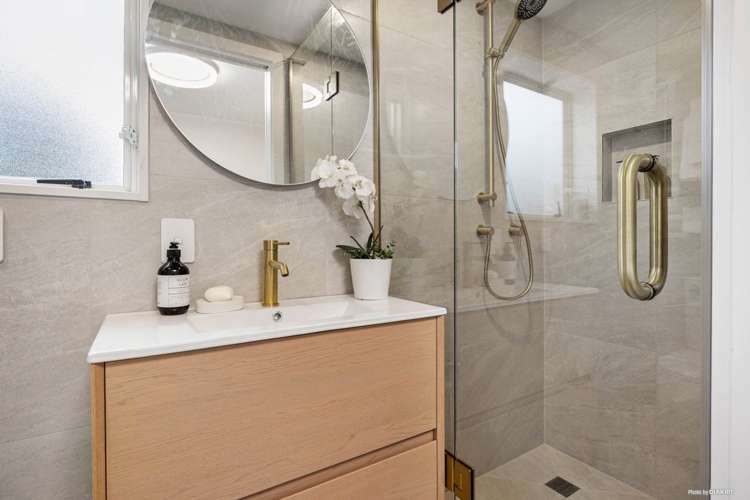 13 Preston Avenue Mt Albert_15