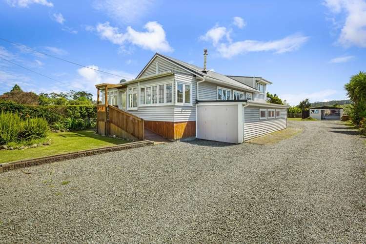 41 Parakai Avenue Parakai_2