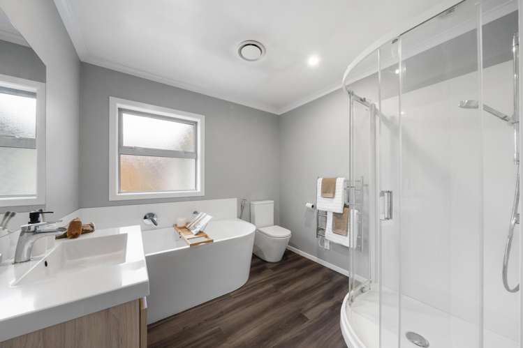 7 Ron Fawcett Way_4