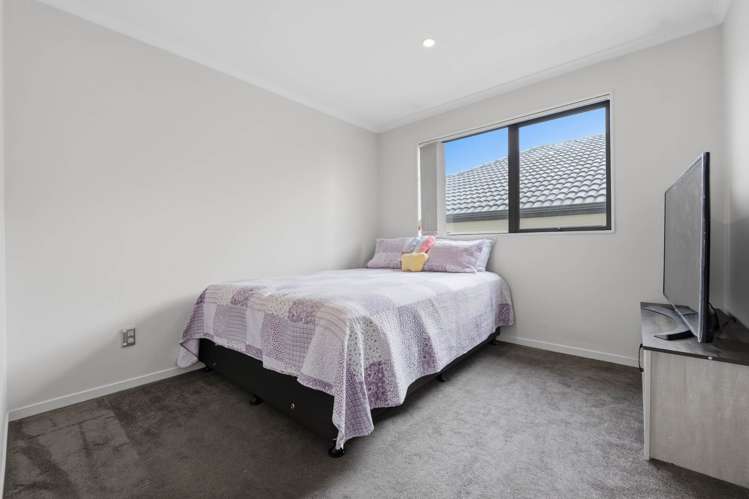 26 Cooladawson Drive Flat Bush_11