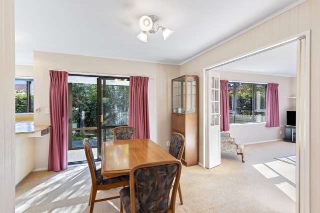 2/37 Rosebank Grove Waikanae_4