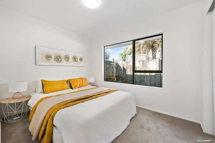 2/104a Manuka Road Bayview_5